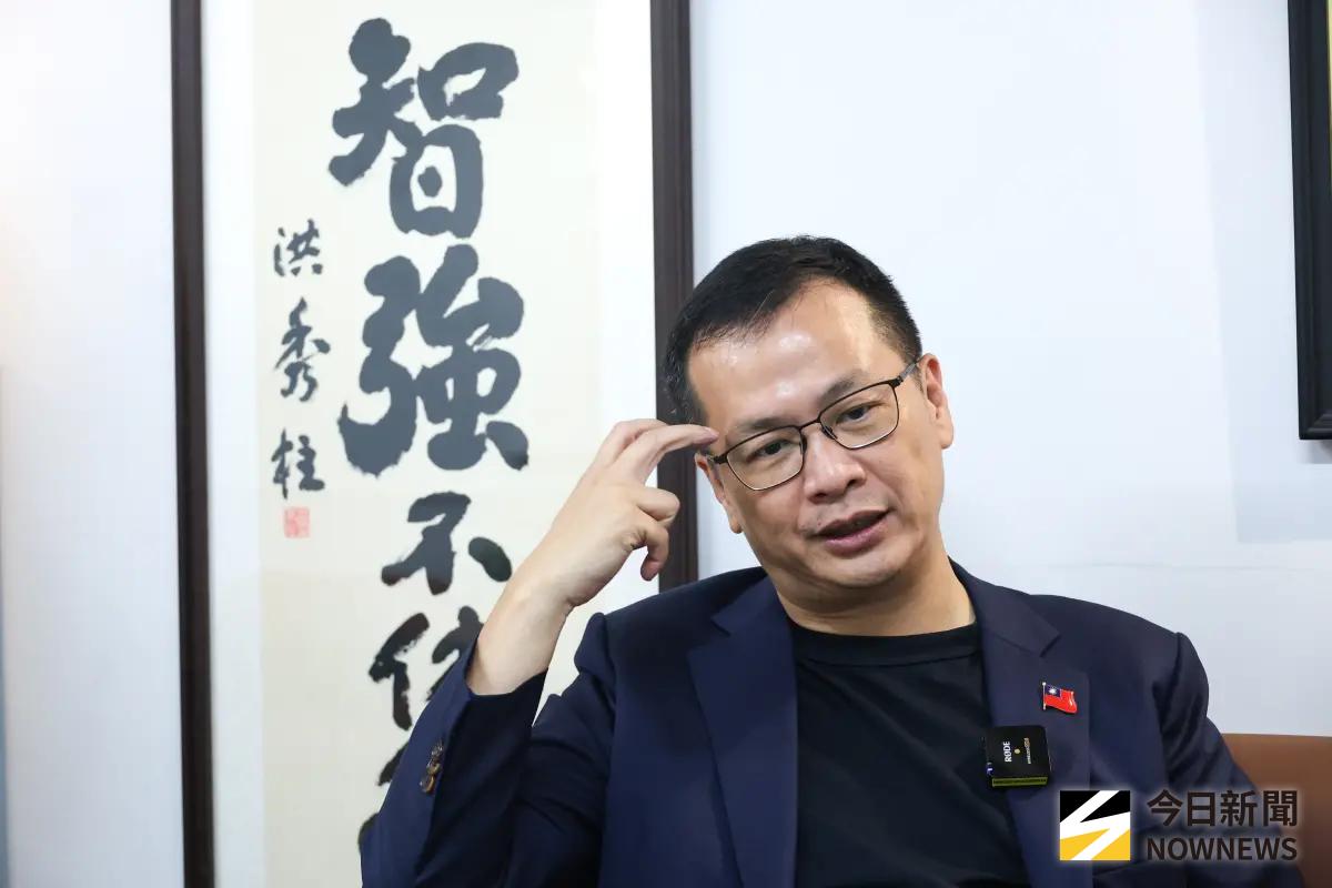 ▲國民黨立委羅智強嗆，他推動的修法，被某些造謠人士抹黑成「幫富翁蓋房子」。（圖／記者陳明安攝）