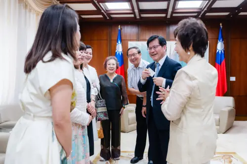 接見世華總會　林佳龍：女力是台灣外交最溫柔的後盾
