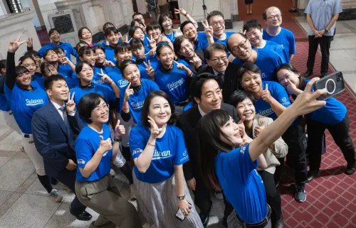 ▲賴清德今接見貝比魯斯聯盟U16世界女壘賽冠軍隊。（圖／總統府提供）