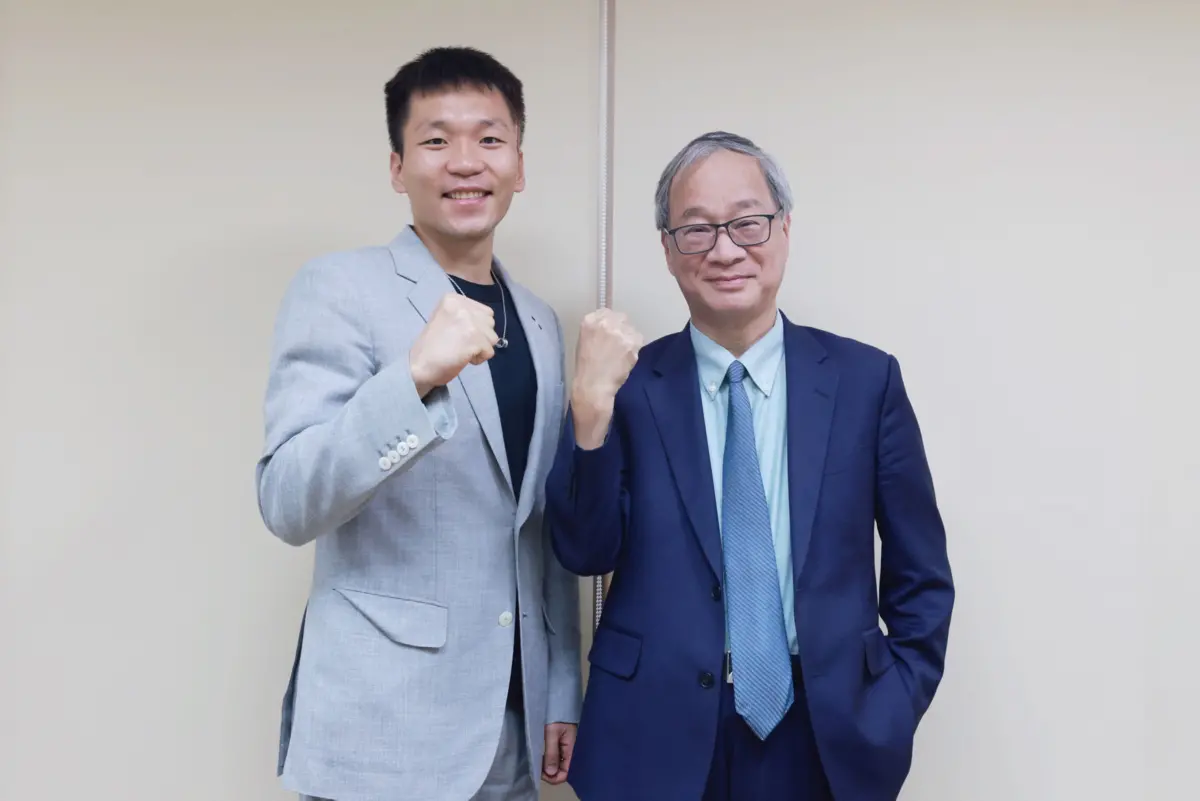 ▲文化部長李遠（右）與運動部長李洋（左）今（16）日進行雙部會合作會面，開啟「遠洋合作」。（圖／記者李青縈攝）