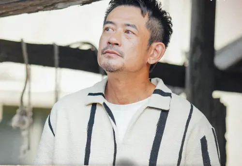 ▲柯叔元在《阿榮與阿玉》把浪子回頭的中年爸爸演得討喜，演技實力不容小覷。（圖／摘自阿榮與阿玉 FB）