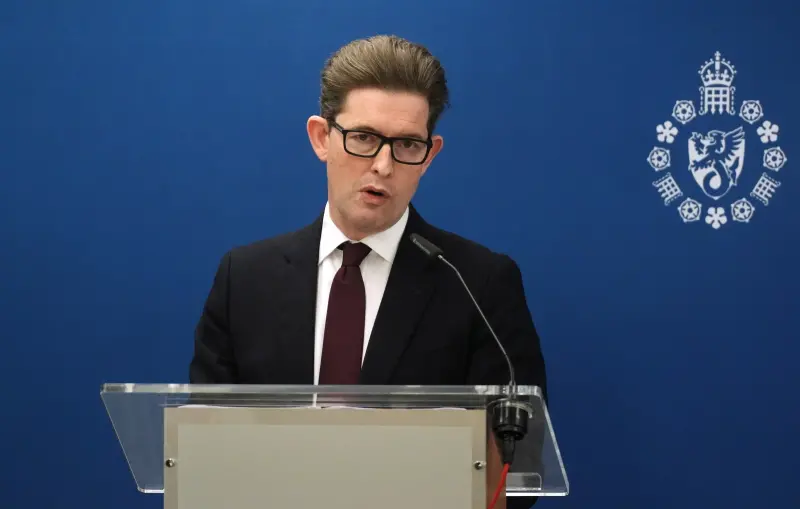 ▲英國軍情五處（MI5）處長麥卡勒姆（Ken McCallum）16日聲稱，中國每天都對英國的國家安全構成威脅。（圖／美聯社／達志影像）