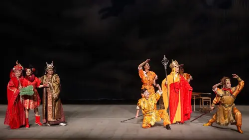 ▲客家大戲由「紫園戲劇坊」帶來《紅孩兒的奇幻轉心術》華麗演出（去年活動畫面）。（圖／翻攝畫面）