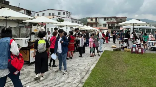 ▲在百年歷史建築池田屋展開的「池田盛事・客庄潮市集」（去年活動畫面）。（圖／翻攝畫面）