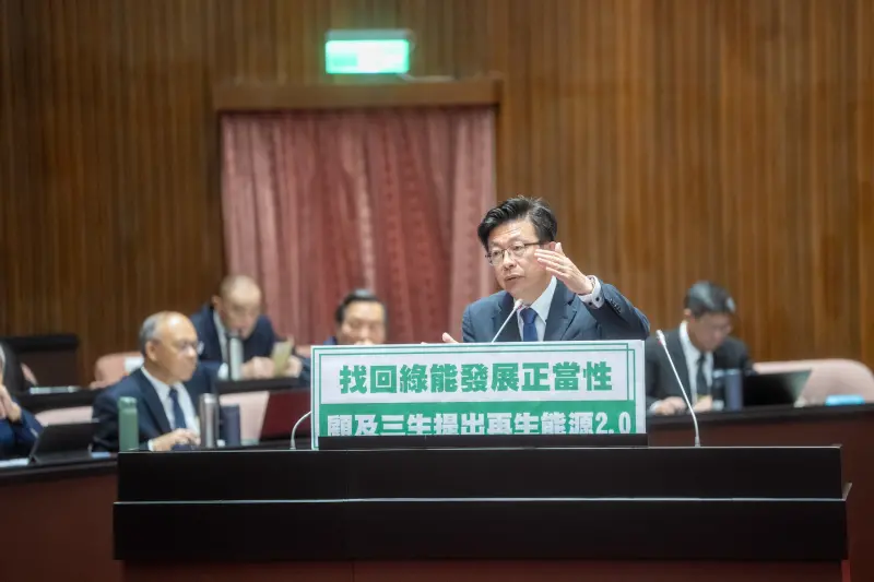 ▲郭國文嗆聲說，「比起謝龍介只敢在直播間造謠，你除了出張嘴造謠外，阻擋了什麼？」（圖／郭國文辦公室提供）