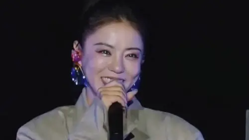 丁噹才宣布單身N年！突曬婚紗照宣告雙喜臨門　粉絲瘋猜結婚
