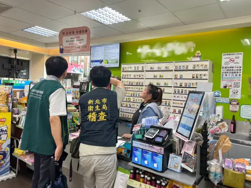 ▲新北衛生局執行加熱菸上市稽查。（圖／新北市提供）