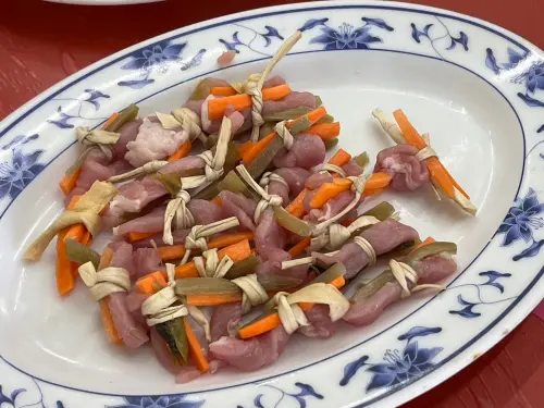 ▲蒲仔瓜鹹菜肉絲結。（圖／青出宜蘭粉專）