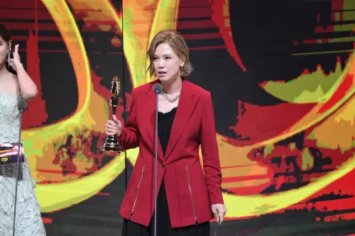 ▲吳佩諭拿下金鐘獎節目類導播獎。（圖／三立提供）