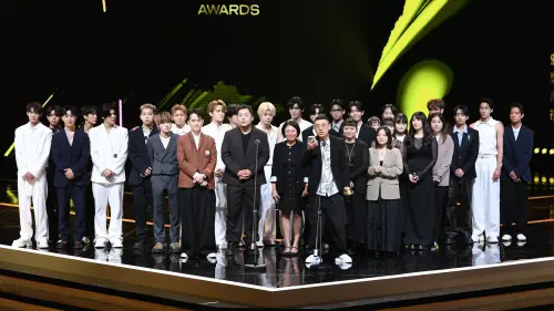 ▲《原子少年2》團魂滿滿，拿下今晚最大獎最佳綜藝節目獎。（圖／三立提供）