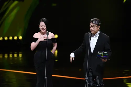 ▲小S（左）合體蔡康永（右），兩人犀利風格默契依舊。（圖／三立提供）