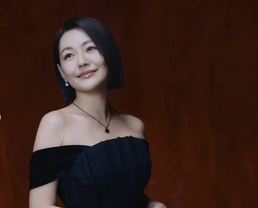 ▲小S（如圖）睽違8個月在金鐘獎現身，典禮結束後發文感謝蔡康永、派翠克還有大S。（圖／翻攝自小S IG@elephantdee）