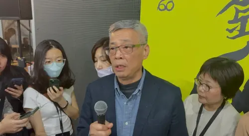 ▲評審主任委員劉嵩（如圖）揭露評選過程，經過2輪激烈討論後，2人表現被評審壓倒性票數通過。（圖／記者黃聖凱攝影）