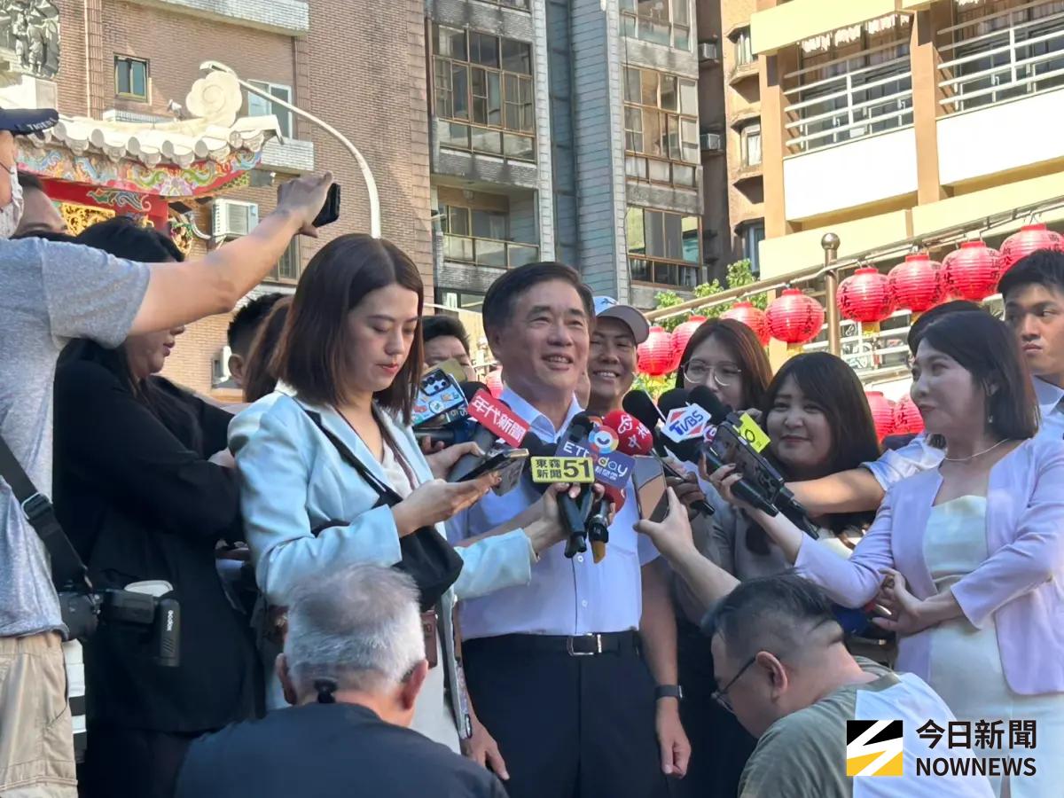 ▲國民黨主席候選人郝龍斌今天一早前往投票。（圖／記者林怡昕攝，2025.10.18）