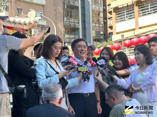 郝龍斌前往投票！超自信喊「從容迎接勝利」：我就是獅王
