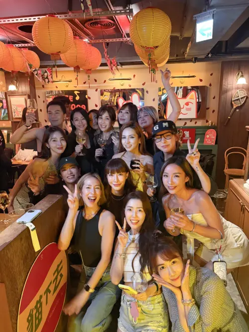 ▲小姐不熙娣慶功宴，小S（圖／張宇臉書）