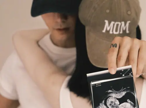 陳偉霆認愛中國超模何穗！曬超音波照證實已當爸　寶寶性別曝光
