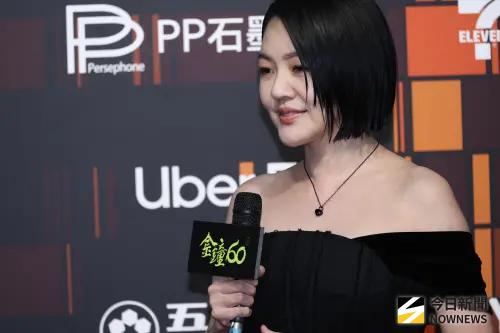 小S（如圖）把已逝姊姊大S刺青在身上，也戴著其骨灰製成的項鏈。（圖／NOWNEWS攝影中心）