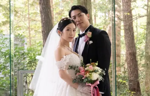 ▲鄭家純、Akira日本輕井澤婚禮照。（圖／千巡影世康姐提供）