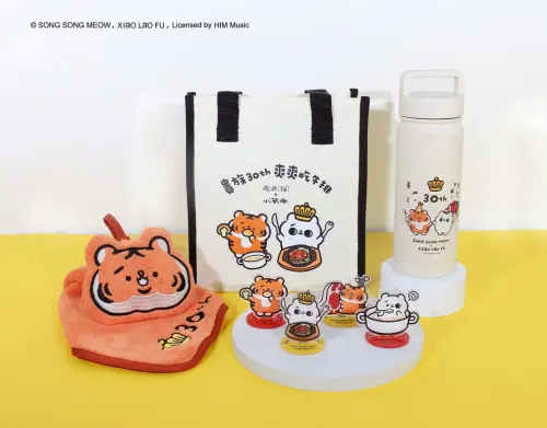 ▲「貴族世家」攜手療癒系插畫IP「爽爽貓」與「小勞撫」推新活動，並有多樣化的周邊產品。（圖／貴族世家提供）