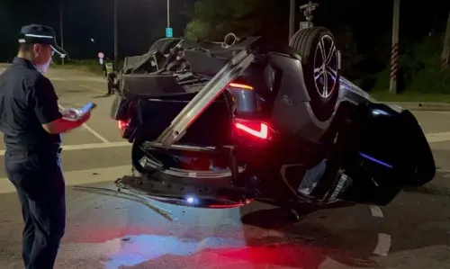 金門酒駕意外！BMW駕駛違規超車撞3車釀1死　棄車逃5小時才投案
