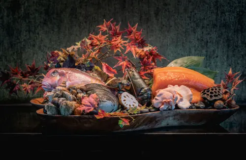 ▲Ukai-tei Kaohsiung宣布三間餐廳秋季時令菜單即日起登場，嚴選秋蟹、野菇、栗子、無花果、松露、秋刀魚等旬味食材。（圖／然一酒店提供）