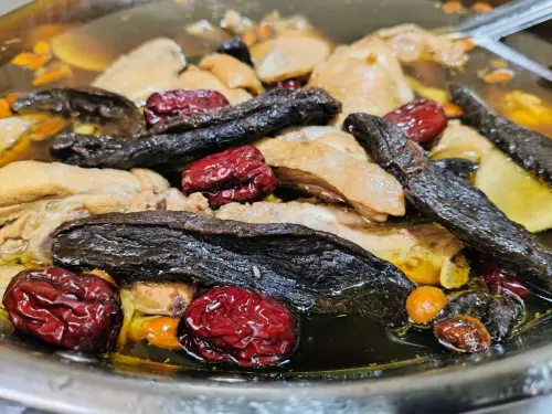 ▲老菜脯雞湯。（圖／翻攝臉書）