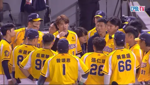 台灣大賽／兄弟陷入0：3落後！王威晨面色凝重　臨時召集全隊喊話
