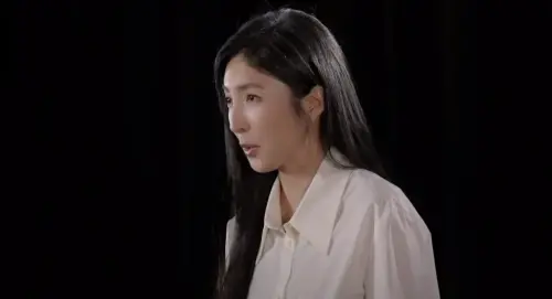 ▲楊謹華（如圖）提到恩師嚴藝文時，一度哽咽。（圖／金鐘獎 Golden Bell Awards）