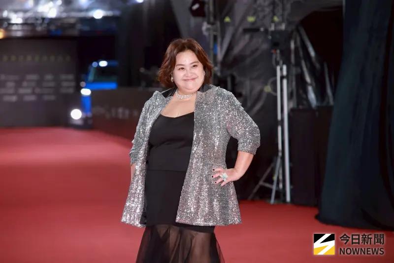 鍾欣凌LINE被盜用還被要求裸照！急幽默發聲：我才是詐騙集團首腦