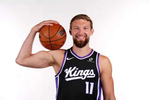 NBA／國王太慘了！沙波尼斯腿筋拉傷缺席開幕戰　已2名先發進傷兵
