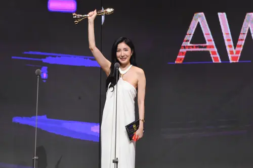 ▲楊謹華謝謝評審的好眼光。（圖／三立提供）