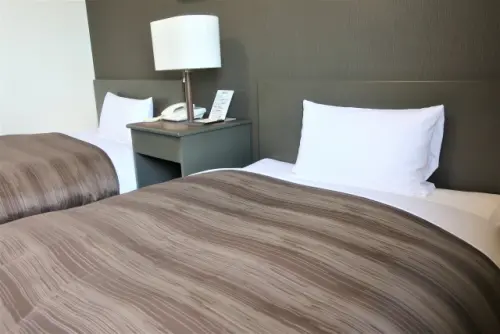 中國飯店為何不歡迎外國人？東南亞與歐美澳旅客「臨時被拒」
