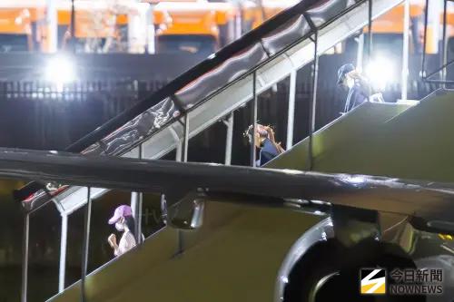 獨／BLACKPINK一唱完立刻搭專機離開高雄！結束3天2夜台灣之旅
