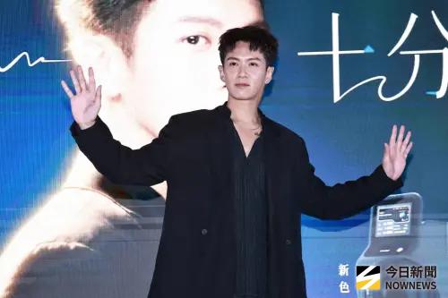 ▲柯震東（如圖）帥氣又有魅力，堪稱演藝圈中「發電機男神。」（圖／記者吳翊緁攝影）