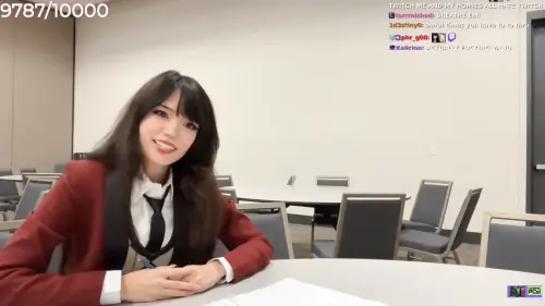 ▲Emiru事後開直播講述TwitchCon活動當天的亂象，更對Twitch處理這件事的態度感到心寒。（圖／YT@emiru.jpg）