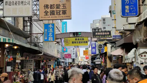 ▲據觀光署最新公布2026年的遊客統計數據，台南最強景點依舊由「國華友愛商圈」穩穩拿下，單月吸引287萬5104人次。（圖／台南市政府）