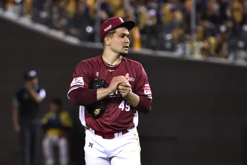 影／威能帝送兄弟大禮！季後賽生涯首次暴投　竟發生在最關鍵時刻
