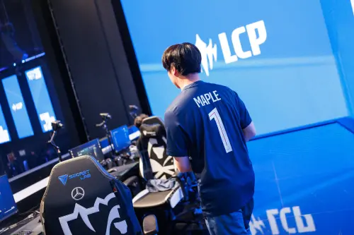 ▲去年一度退役的台灣傳奇中路選手Maple，今年夏天宣布復出，但卻無法讓PSG在世界賽更上一層樓。（圖／YT@LoL Esports）