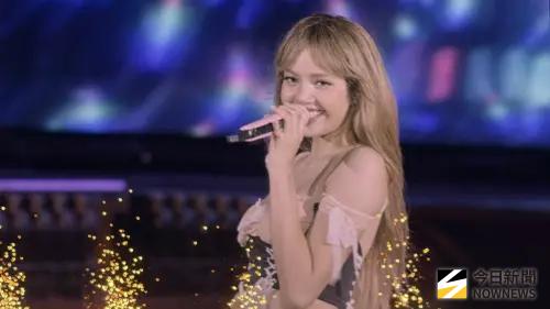 BLACKPINK結束演出秒搭機返韓！Lisa留高雄沒走與LV男友台灣約會
