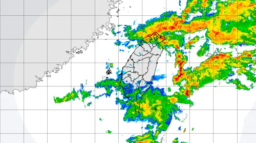 上班豪雨特報轟炸7縣市！光復節連假天氣出爐　吳德榮：北部濕涼
