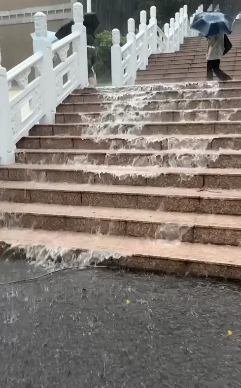 ▲（圖／翻攝自Threads@huiting209、xx.c_k.z_i）