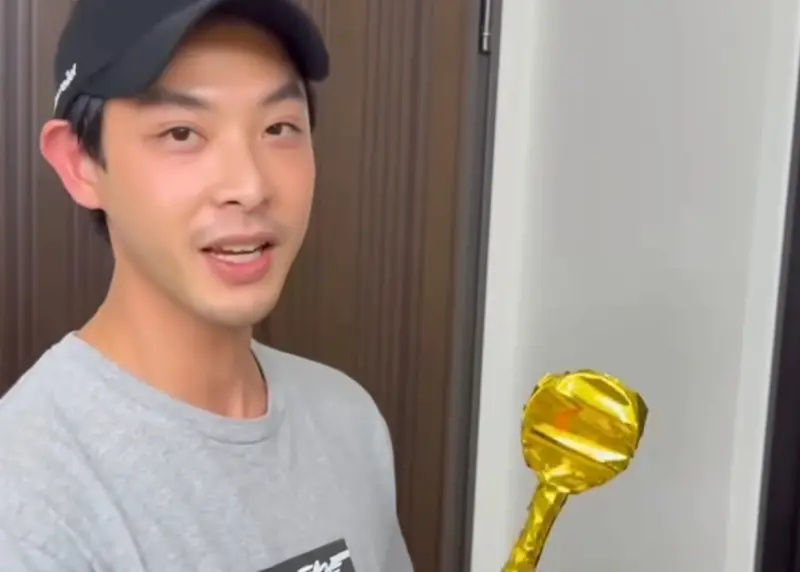 劉品言金鐘槓龜！連晨翔自製20年獎盃　寵妻放閃：妳是我的驕傲