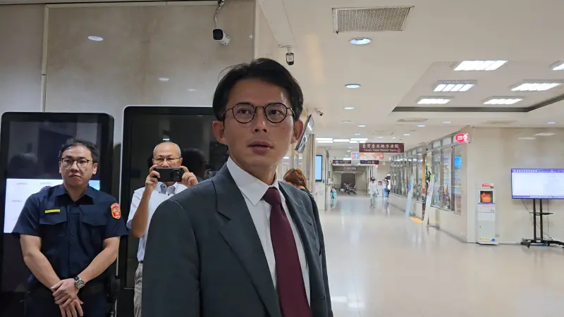 ▲台北地檢署偵辦民眾黨走讀案，首度以被告身分約談民眾黨主席黃國昌。（圖／記者劉松霖攝）