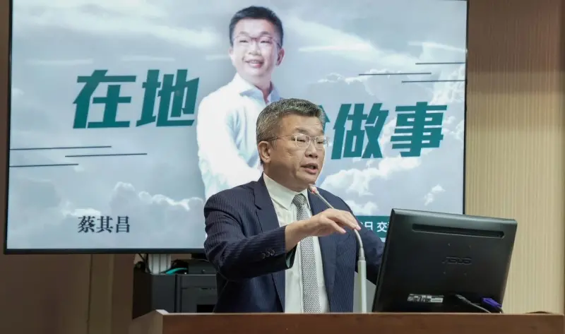 ▲傳聞蔡其昌明年2月將接立院民進黨團總召，何欣純今透露他已答應接自己競總的主要幹部。（圖／翻攝蔡其昌臉書，2025.10.20）