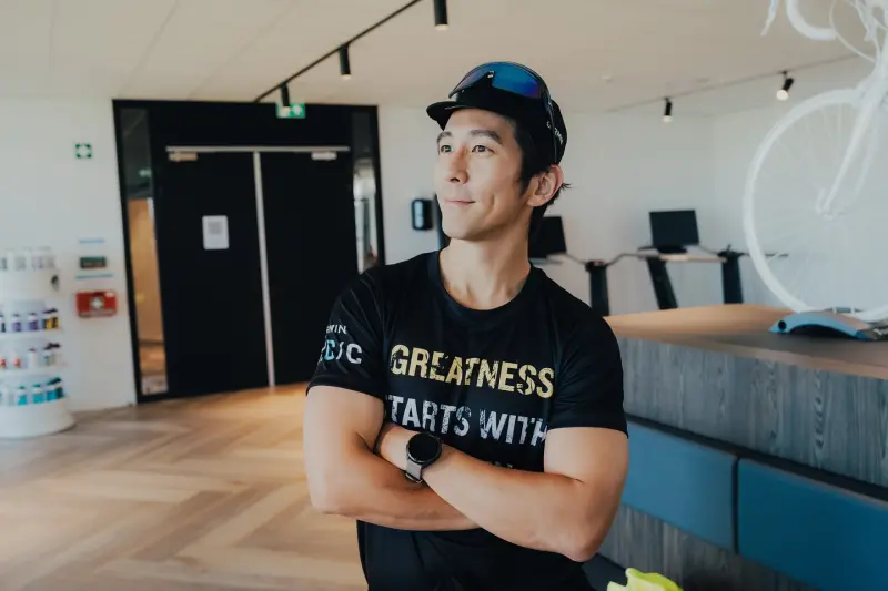 ▲王大陸閃兵案延燒至第3波搜索，修杰楷遭拘提到案說明，曾歷經事業低潮、一度藉酒麻痺的他，後靠賈靜雯與女兒重拾初心，如今再陷風波，外界關注後續發展。（圖／翻攝自修杰楷臉書）