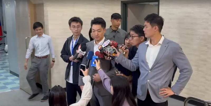 ▲台北市長蔣萬安因21日沒停班課而被網友圍剿。（圖／翻攝畫面）