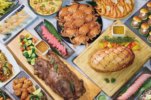 ▲鉑麗安假日下午茶自助餐券，一套10張旅展價7,500元。平均每張750元，相當超值，讓消費者到自助餐廳大快朵頤。(圖／JR東日本大飯店台北)