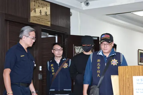 神預言通告？修杰楷「同框陳柏霖」畫面被挖　網酸爆：一起被抓
