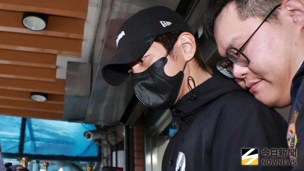 ▲藝人涉閃兵案持續擴大，新北地檢署今（21）日執行第三波行動，拘提陳柏霖、修杰楷等藝人，修杰楷也已坦承花15萬元「裝高血壓」，最終獲「替代役」資格。（圖／NOWNEWS攝影中心）